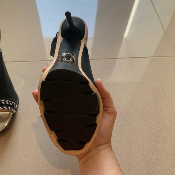 Gwen Stefani brand new ! - Picture 2 of 2